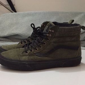•• RARE•• vans sk8 hi MTE